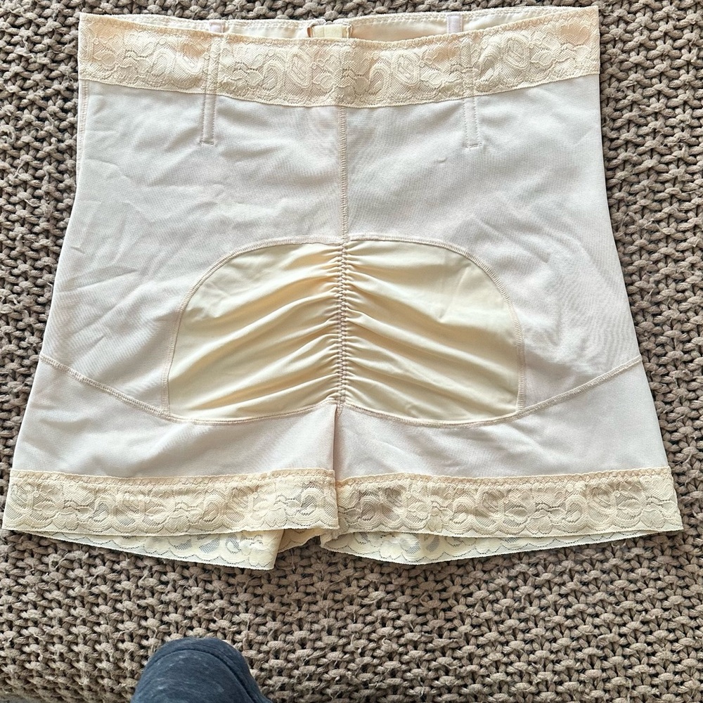 Plus Size 4XL Beige High-Waisted Shapewear Shorts